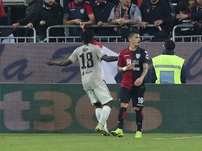 El fútbol europeo arropa a Moise Kean tras nuevo caso de racismo en Cagliari