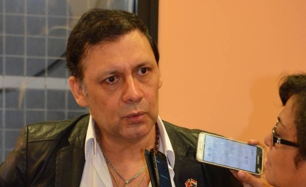 HOY / Dictaminan a favor de Sofía López Garelli y Rogelio Benítez para Embajadas de Colombia y Uruguay