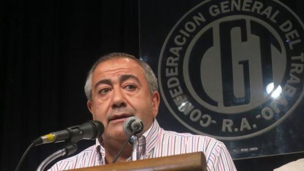 Los trabajadores argentinos preparan gran marcha con un ojo en las elecciones | .::Agencia IP::.