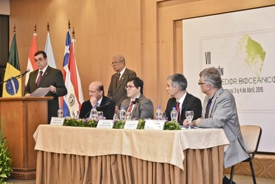 Gobierno ratifica compromiso de ejecutar infraestructura que facilite la integración regional | .::Agencia IP::.