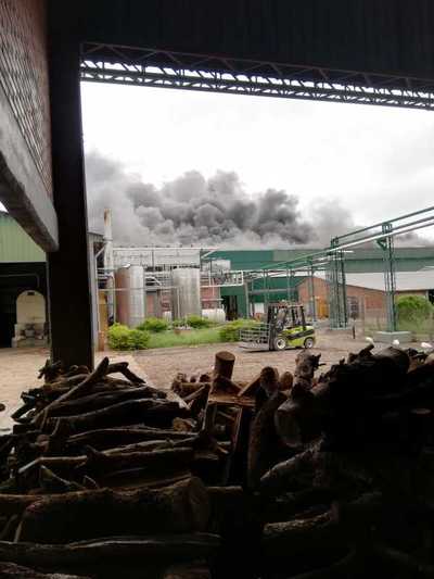 Loma Plata: Reportan incendio en FrigoChorti