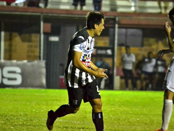 Deportivo Santaní sonríe por vez primera tras vencer a River Plate