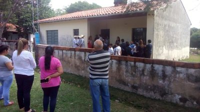 Pobladores piden reapertura de puesto de salud de Caapucú - Nacionales - ABC Color