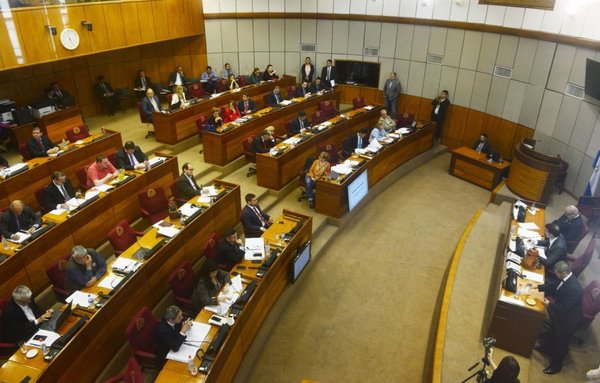 Leyes antilavado motivan discusiones en el Senado - Edicion Impresa - ABC Color