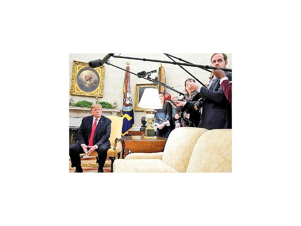 Trump presiona al Congreso con cerrar frontera con México