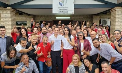 Cabañas inscribió candidatura