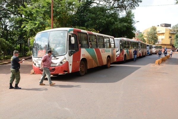 Comuna de CDE da ultimátum a empresas de transporte