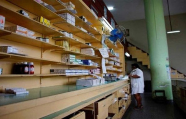Cuba inicia entrega gratuita de píldora para prevenir el VIH - Radio 1000 AM