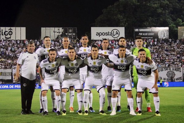 Olimpia enfrenta a Sporting Cristal, juego a ver por Facebook