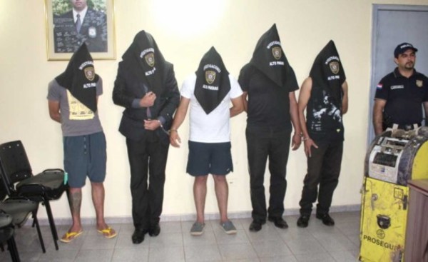 Imputan y piden prisión para cinco detenidos hurto asalto a pollería