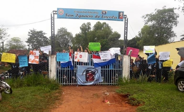 Estudiantes presionan ante desidia del MEC: hoy darán clases en Plaza de Armas | Paraguay en Noticias