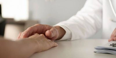 Médicos del IPS denuncian a su jefe por abuso sexual