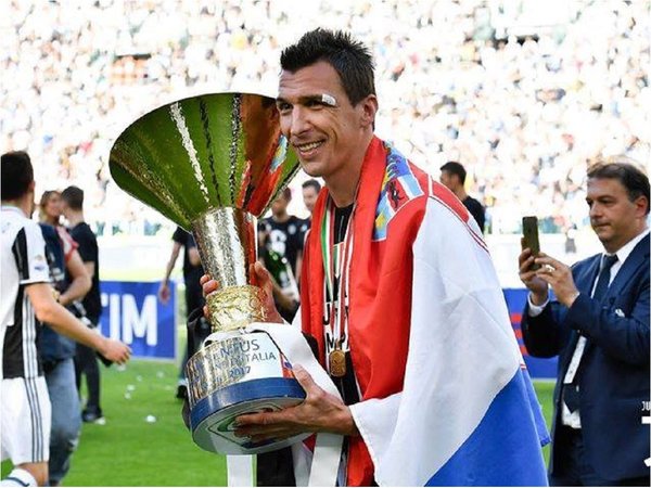 Mandzukic renueva su contrato con la Juventus