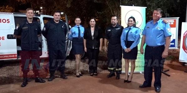 LA PAZ: ENTREGAN VEHÍCULO DE RESCATE 0 KM A BOMBEROS VOLUNTARIOS.