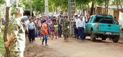 Abdo visitó refugio de damnificados - Nacionales - ABC Color