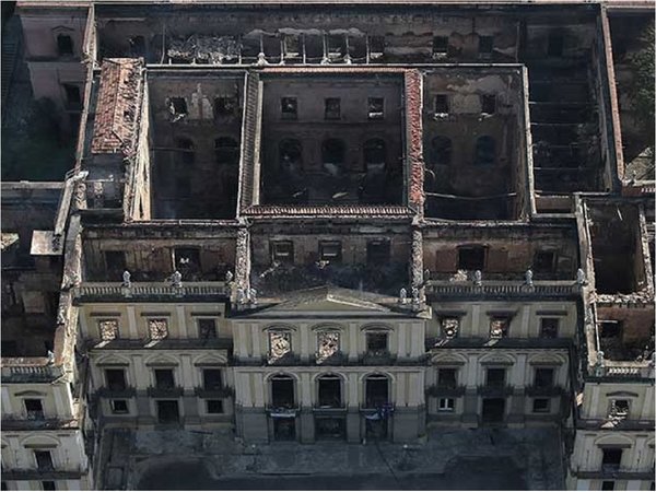 Incendio del museo de Brasil tuvo su origen en el aire acondicionado