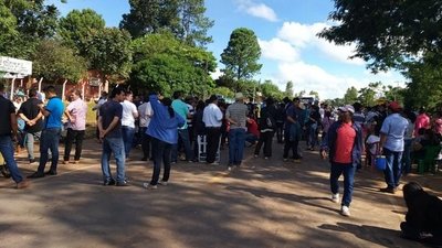 Cierran ruta por ocho horas para exigir rubros y culminación de obras | Paraguay en Noticias 
