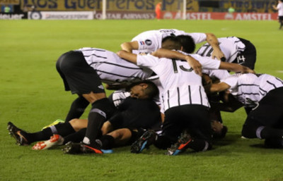 Copa Libetadores: líder en Libertad - Radio 1000 AM