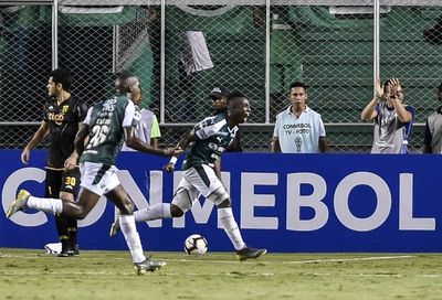 Guaraní vuelve con una derrota y tres expulsados