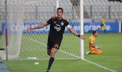 Olimpia despertó en Copa y goleó con autoridad en Lima