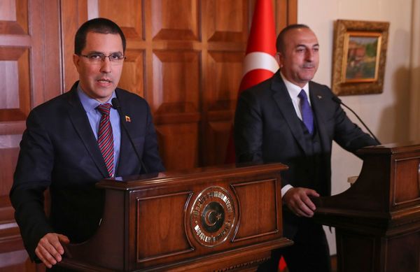 Canciller venezolano compara situación de Venezuela con Siria
