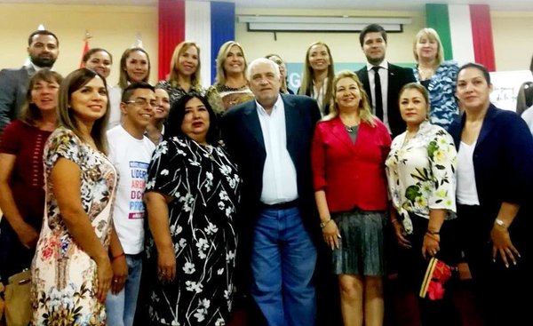 Presentan plan para “Niñez” - Edicion Impresa - ABC Color