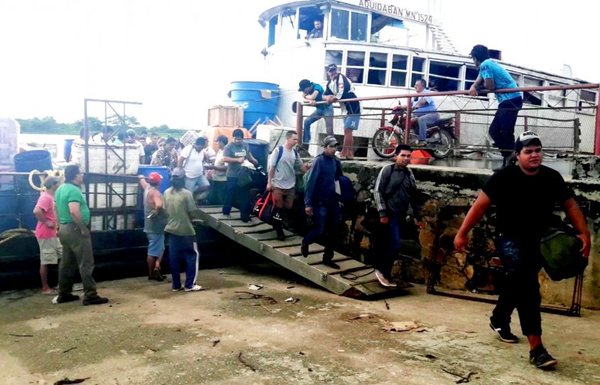 Solo en barco o en avión se llega a Alto Paraguay - Edicion Impresa - ABC Color