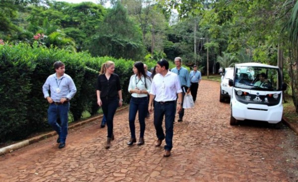 Trabajos de preservación de bosques de la Itaipú replicada por INFONA