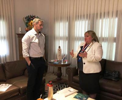 Presidente se reunió con primera mujer paraguaya electa vicepresidenta en comité de la ONU | .::Agencia IP::.