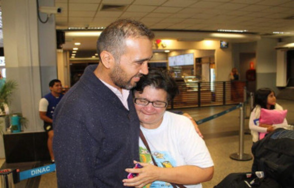 En una semana repatrian a 12 compatriotas en situación de vulnerabilidad - Radio 1000 AM