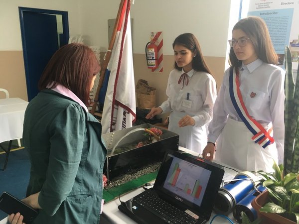 Lanzan nueva edición de premios de ciencia para estudiantes