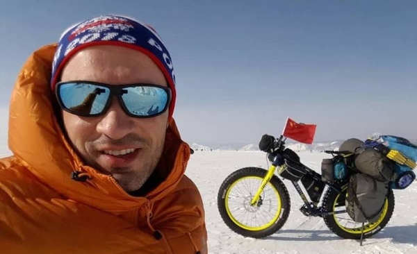 HOY / Un brasileño se prepara para ser el primer ciclista en atravesar la Antártida