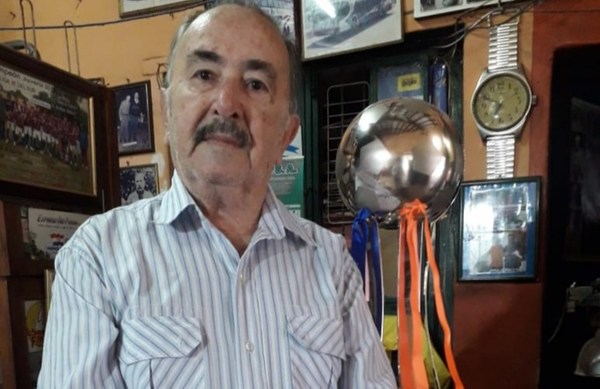 LMS: La Copa "Don Avelino Acevedo" ya está en casa de la familia - Digital Misiones