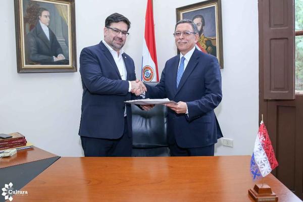 Entregan documentación para que el tereré sea patrimonio inmaterial » Ñanduti