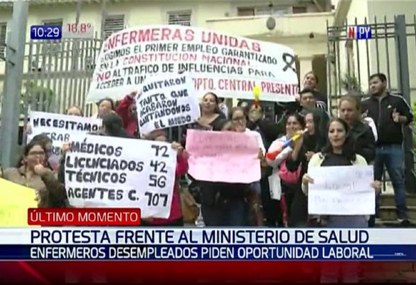 Profesionales en Enfermería exigen oportunidad laboral al Gobierno – Prensa 5