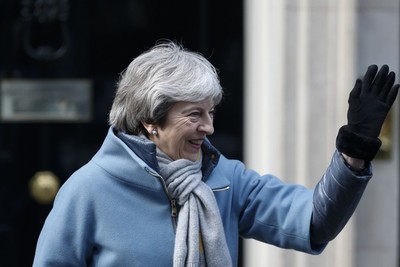 Theresa May solicita prórroga del Brexit hasta el 30 de junio