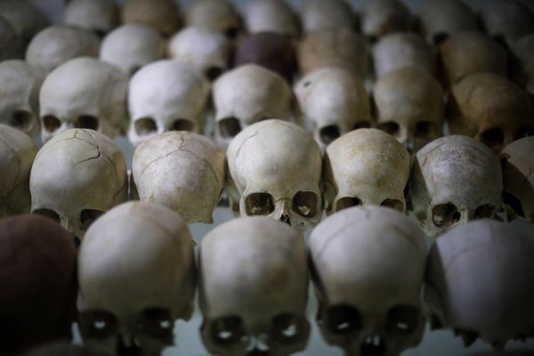 Macron abre archivos para dilucidar rol de Francia en genocidio de Ruanda - Internacionales - ABC Color