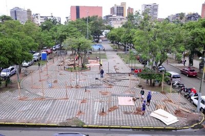 Damnificados cavan en plazas - Nacionales - ABC Color