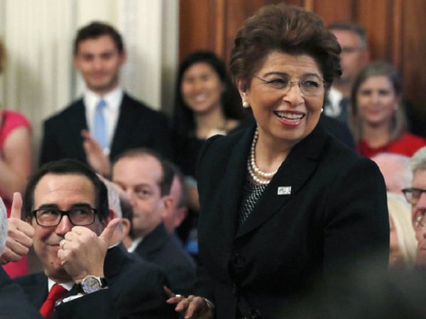 Trump nomina a la primera mujer hispana para su Gabinete