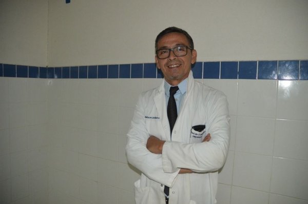 Médico se recupera tras trasplante hepático - Nacionales - ABC Color