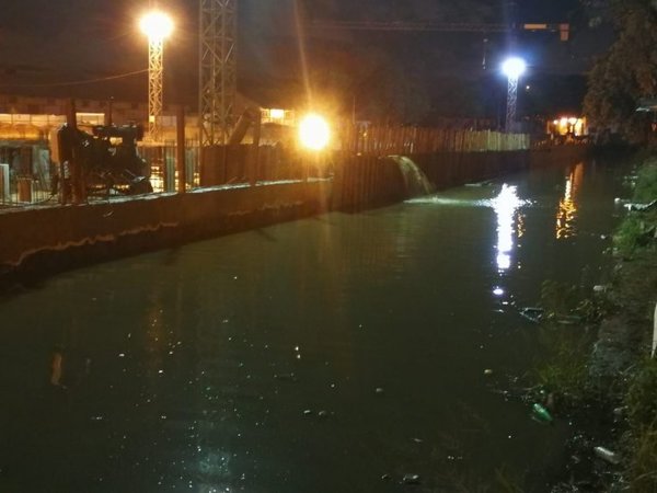 Parte de obras del puerto quedaron bajo agua - Nacionales - ABC Color