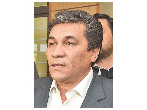 Con apoyo colorado, llanistas se pulsean riendas del Congreso