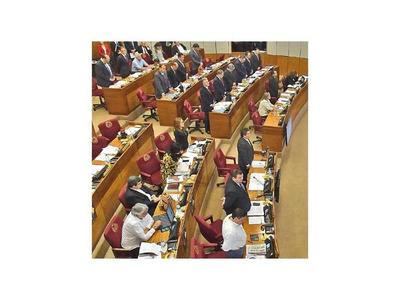 Ponen en duda legalidad de banca de Bajac en el Senado