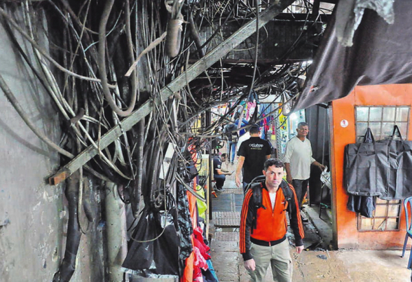 Peligrosas instalaciones en locales del centro | Diario Vanguardia 08