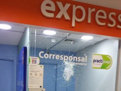 Intentan nuevo asalto a local de cobranzas en Luque | Paraguay en Noticias