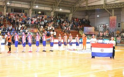 Sufrida victoria paraguaya para anotarse en semifinales