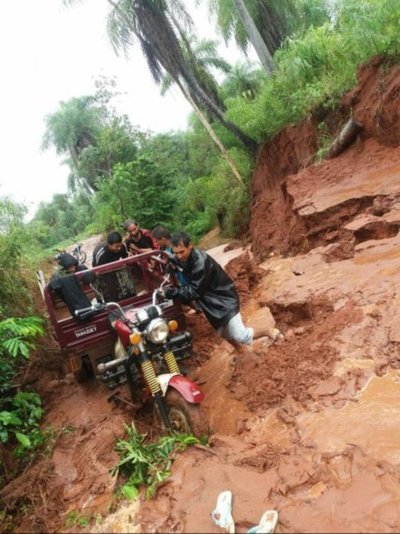 Urgen reparación de camino en Pirayú - Nacionales - ABC Color