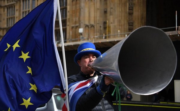 Nuevos pasaportes británicos, sin la mención “Unión Europea | Paraguay en Noticias