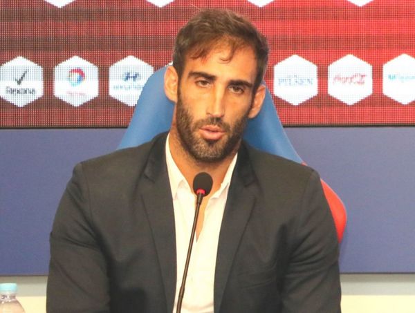 'Es el emblema del fútbol paraguayo'