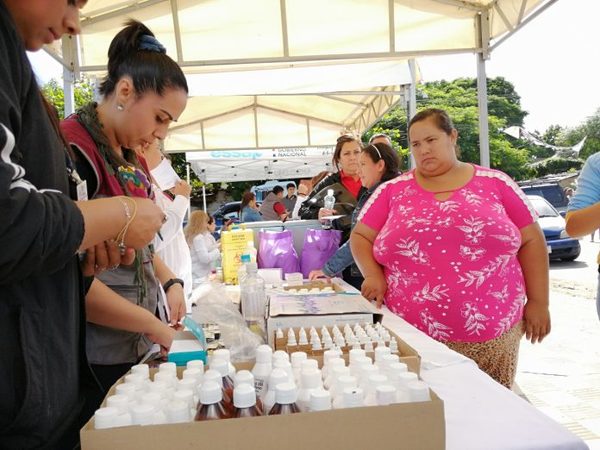 Servicios comunitarios a damnificados del barrio Santa Ana » Ñanduti